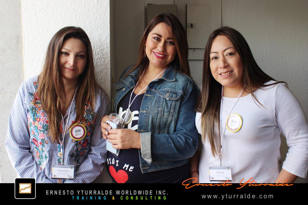 Team Building Bogotá | Actividades de liderazgo y colaboración con cuerdas bajas