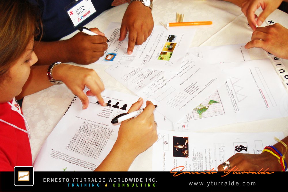 Bogotá - Colombia Talleres de Cuerdas | Team Building Empresarial